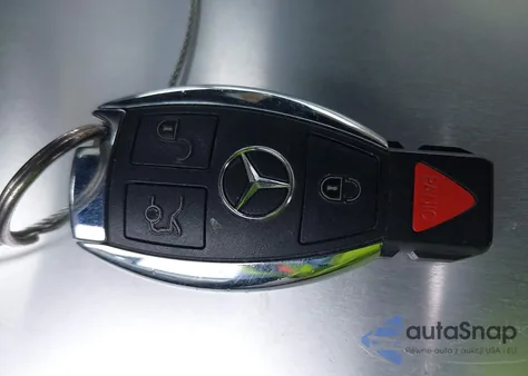 2013 Mercedes-Benz E 350 из США, поврежденный, VIN WDDKJ5KB9DF200871